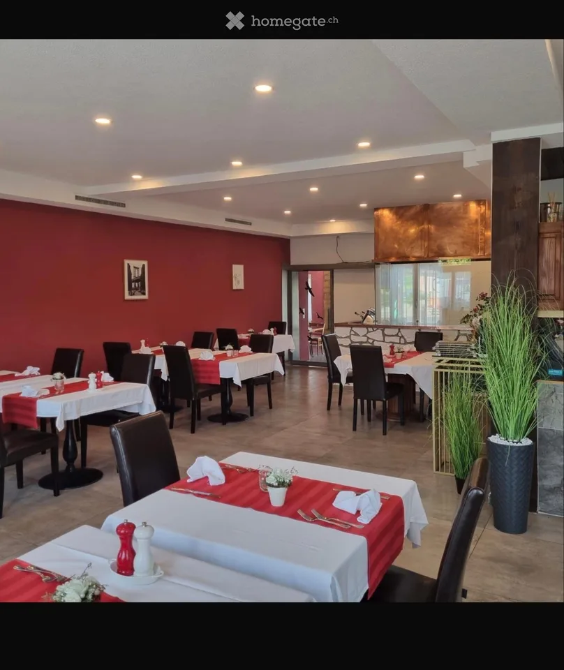 House with Restaurant and Bar for Rent
