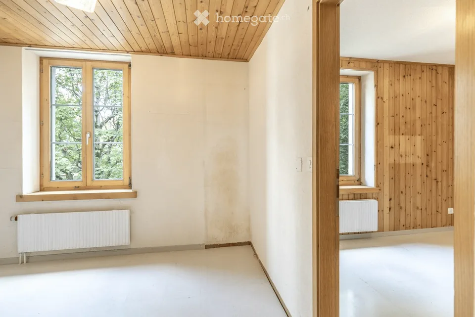Helle 4.5-Zimmer-Wohnung mit Balkon und schöner Aussicht in Bonaduz
