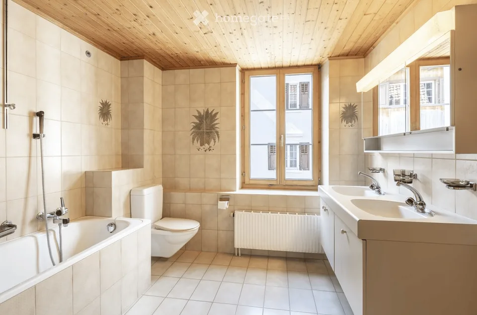 Helle 4.5-Zimmer-Wohnung mit Balkon und schöner Aussicht in Bonaduz