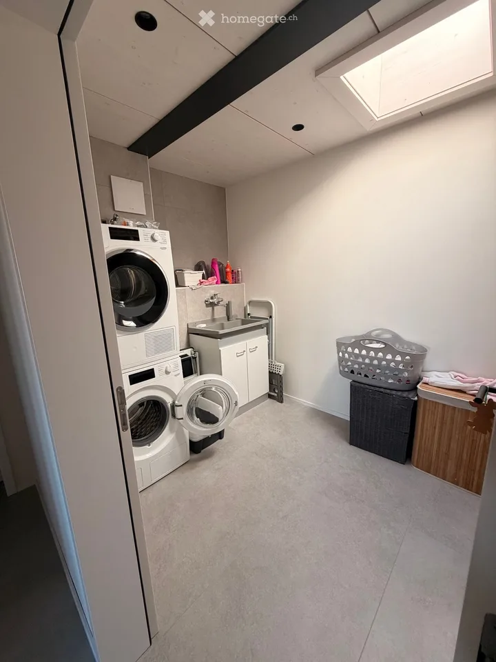 Wohnung 5,5 Zimmer von hohem Standard in der Attika