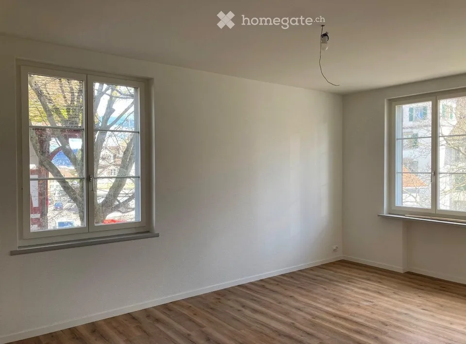Helle 3.5-Zimmer-Wohnung mit Balkon in Wädenswil – ruhige Lage mit bester Anbindung