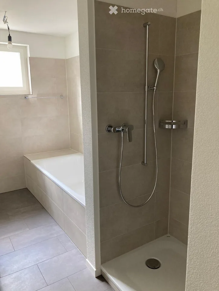 Helle 3.5-Zimmer-Wohnung mit Balkon in Wädenswil – ruhige Lage mit bester Anbindung