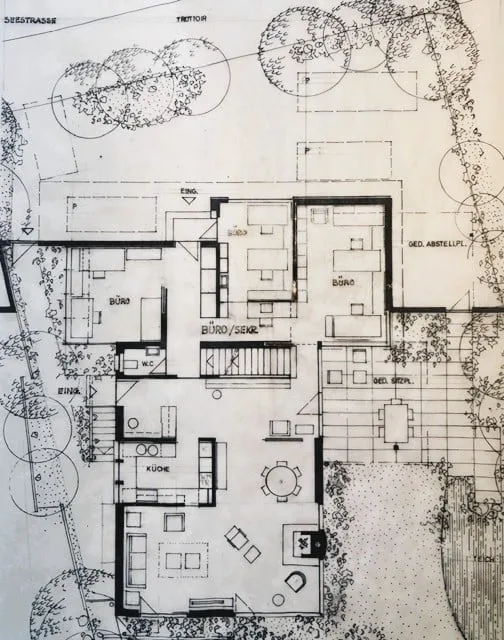 Einfamilienhaus mit mehreren Home-Office Räumen, Garten und privatem Seezugang in Küsnacht ZH