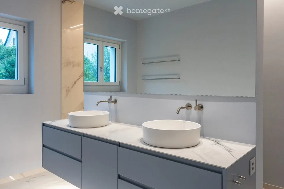 First rental after complete renovation – stylish living with house character, garage and garden in Chur