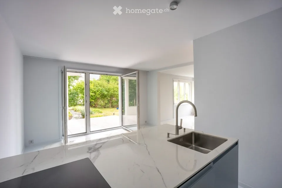 First rental after complete renovation – stylish living with house character, garage and garden in Chur