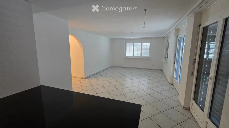 Grosszügige 5.5-Zimmer-Wohnung im 1. Obergeschoss – Ziegelhof 16, 8718 Schänis