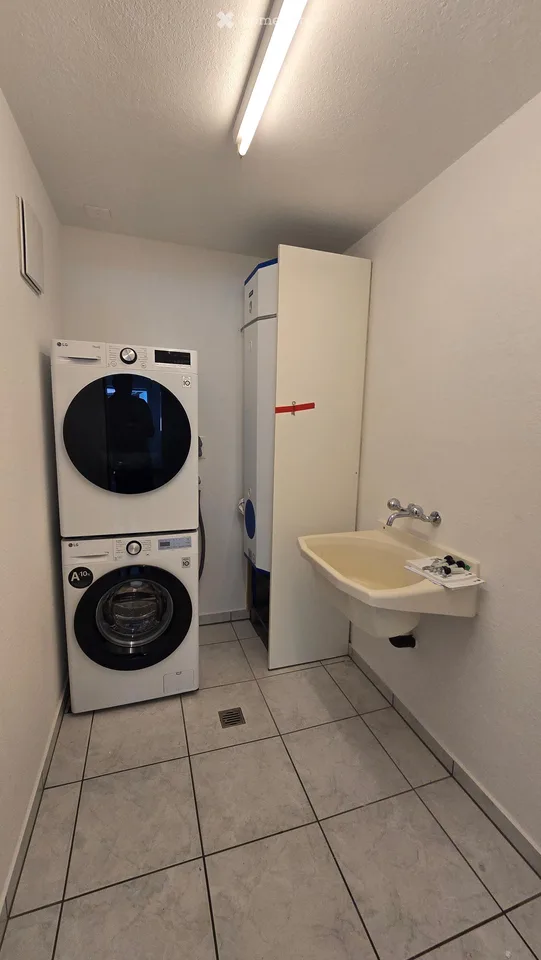 Grosszügige 5.5-Zimmer-Wohnung im 1. Obergeschoss – Ziegelhof 16, 8718 Schänis