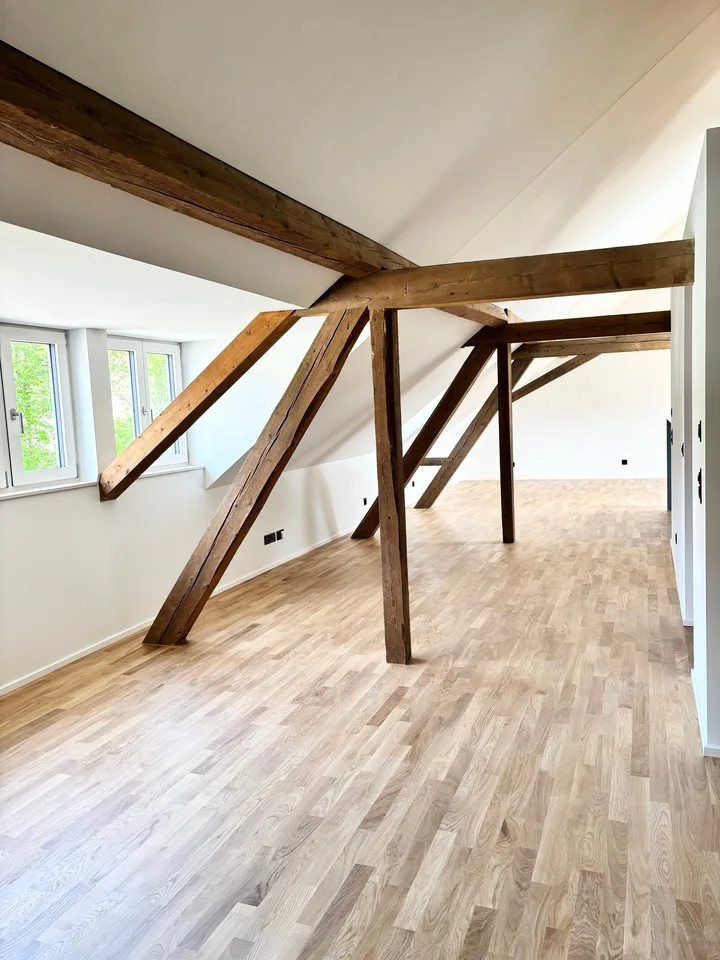 Appartement loft neuf unique avec balcon