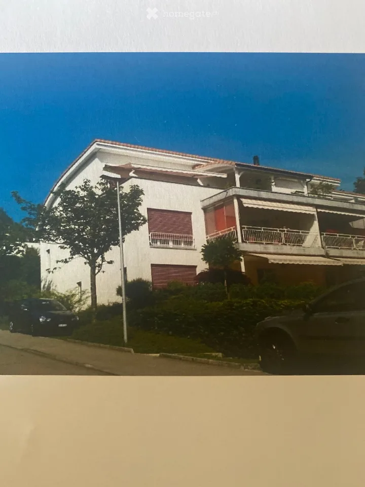 4.5 room attic apartment with 54m2 south terrace