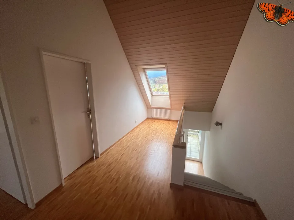 Duplex of 4½ rooms in Châtel-St-Denis, bright and cozy
