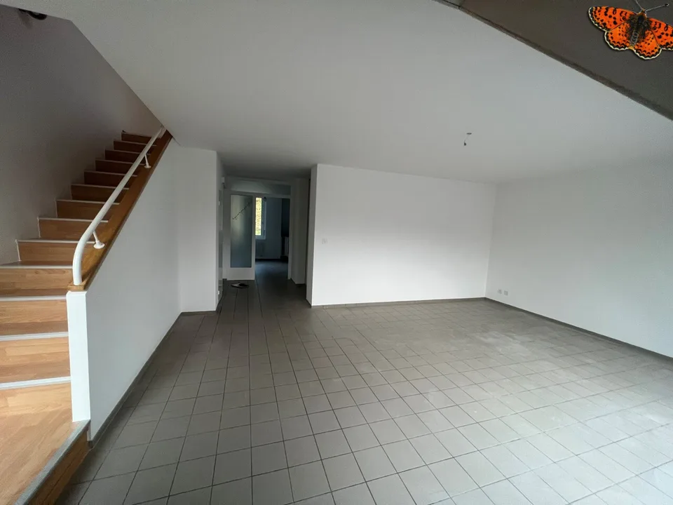 Duplex of 4½ rooms in Châtel-St-Denis, bright and cozy