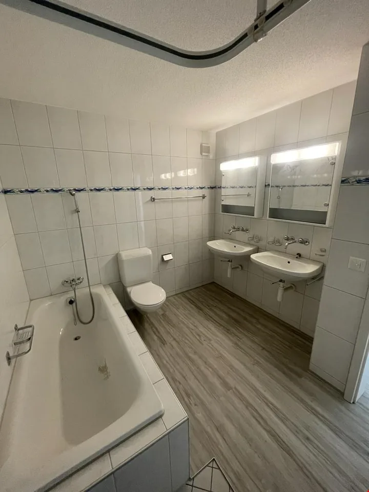 Charmant appartement 3.5 pièces à Ins avec balcon