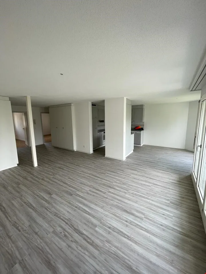Charmant appartement 3.5 pièces à Ins avec balcon