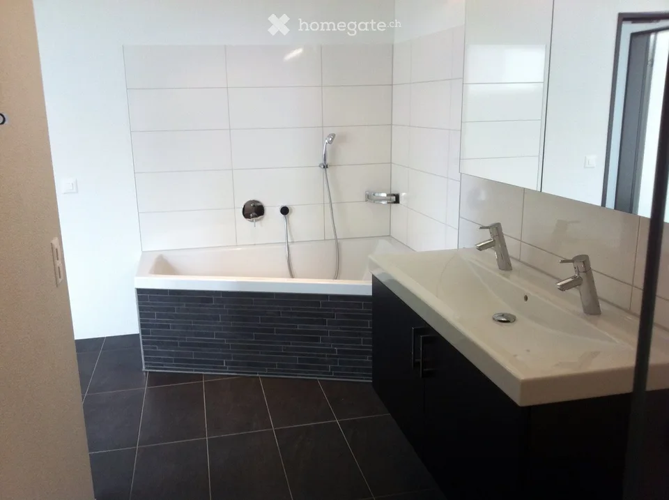Grosszügige 5.5-Zimmer-Terrassenwohnung in Birmenstorf