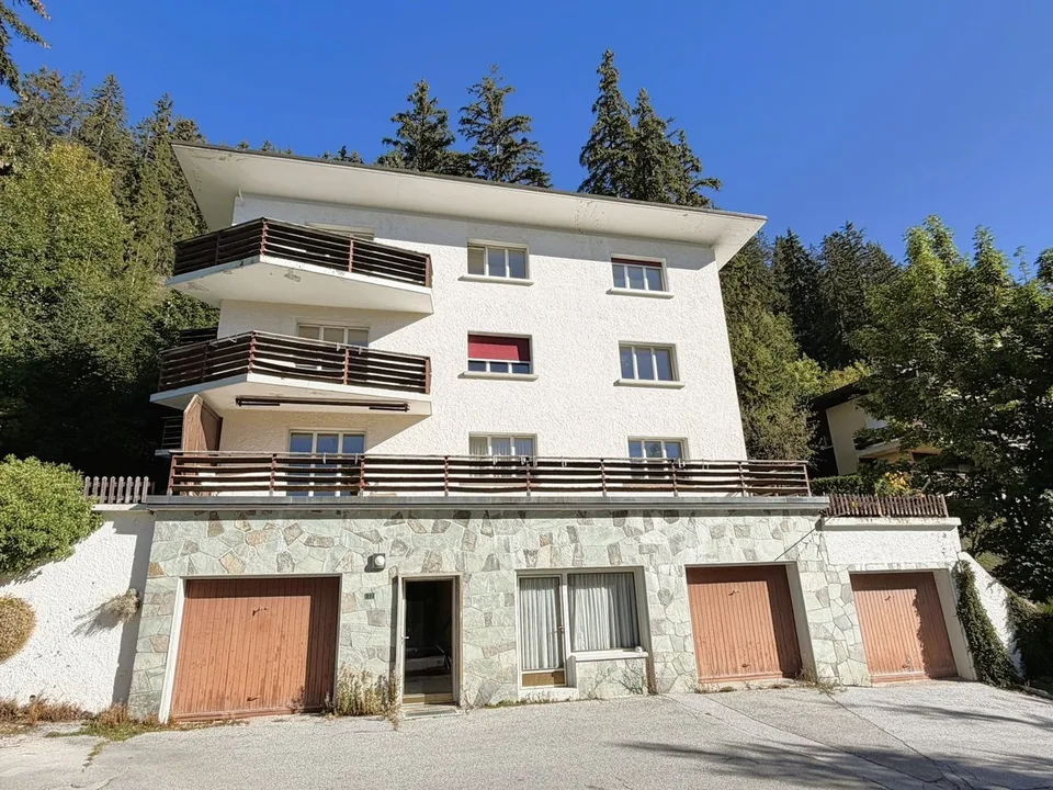 Spacious & bright 4.5 rooms - Beautiful view - Very quiet location - Very well located - Superb sunshine