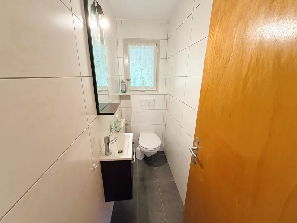 Spacious & bright 4.5 rooms - Beautiful view - Very quiet location - Very well located - Superb sunshine