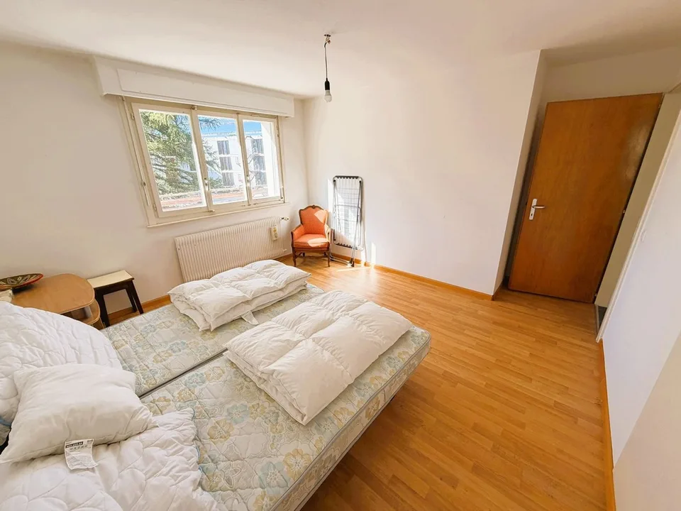 Spacious & bright 4.5 rooms - Beautiful view - Very quiet location - Very well located - Superb sunshine