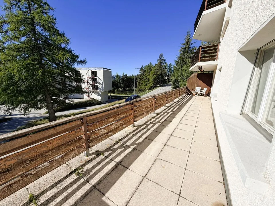 Spacious & bright 4.5 rooms - Beautiful view - Very quiet location - Very well located - Superb sunshine