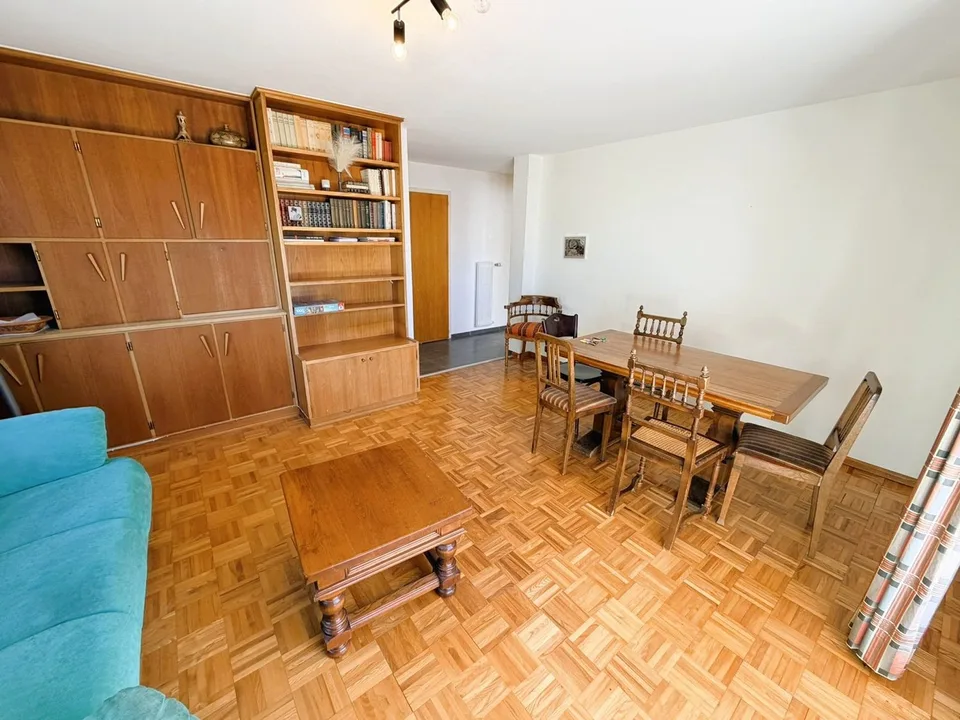Spacious & bright 4.5 rooms - Beautiful view - Very quiet location - Very well located - Superb sunshine
