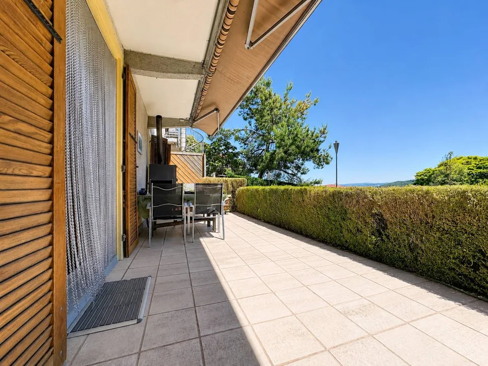 Haus mit 6,5 Zimmern und Baupotenzial – Foto 12 von 13