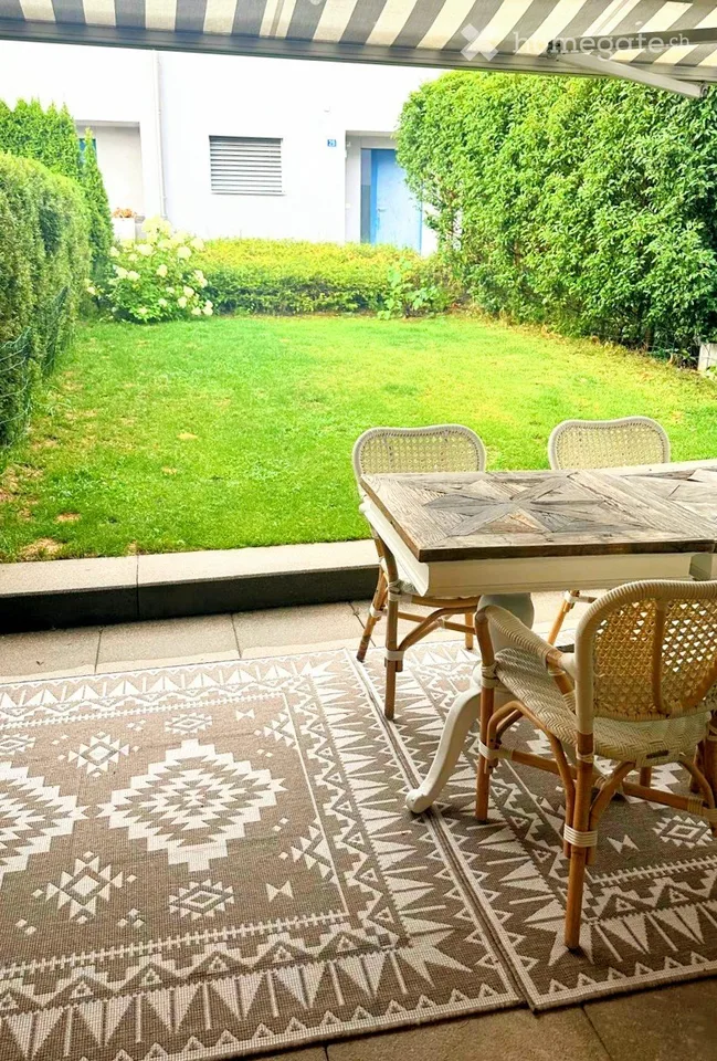 Geräumiges Doppeleinfamilienhaus mit Garten im steuergünstigen Binz - in der Natur