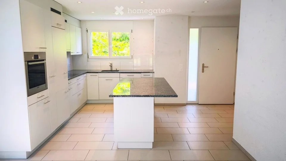 Geräumiges Doppeleinfamilienhaus mit Garten im steuergünstigen Binz - in der Natur