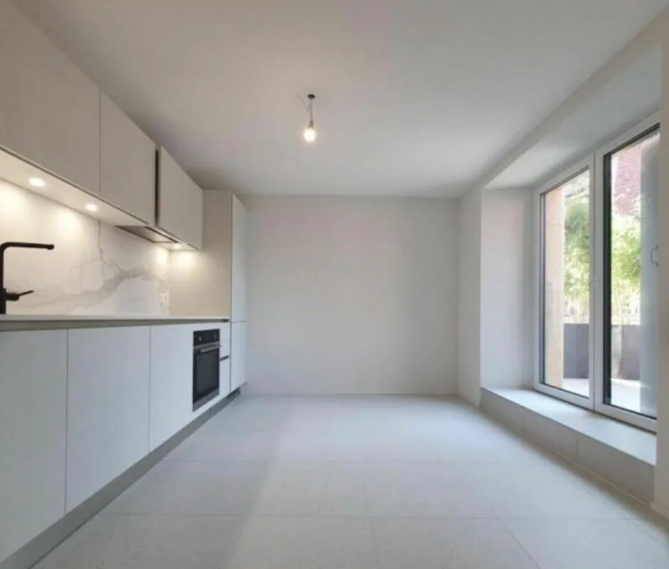 Apartment with 1.5 rooms and balcony