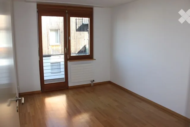 Appartement maisonnette 4 pièces dans un quartier calme à Rodersdorf SO