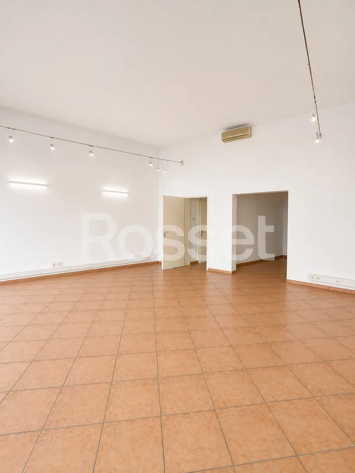 Arcade d'env. 155 m² au rez-de-chaussée – photo 2 sur 4