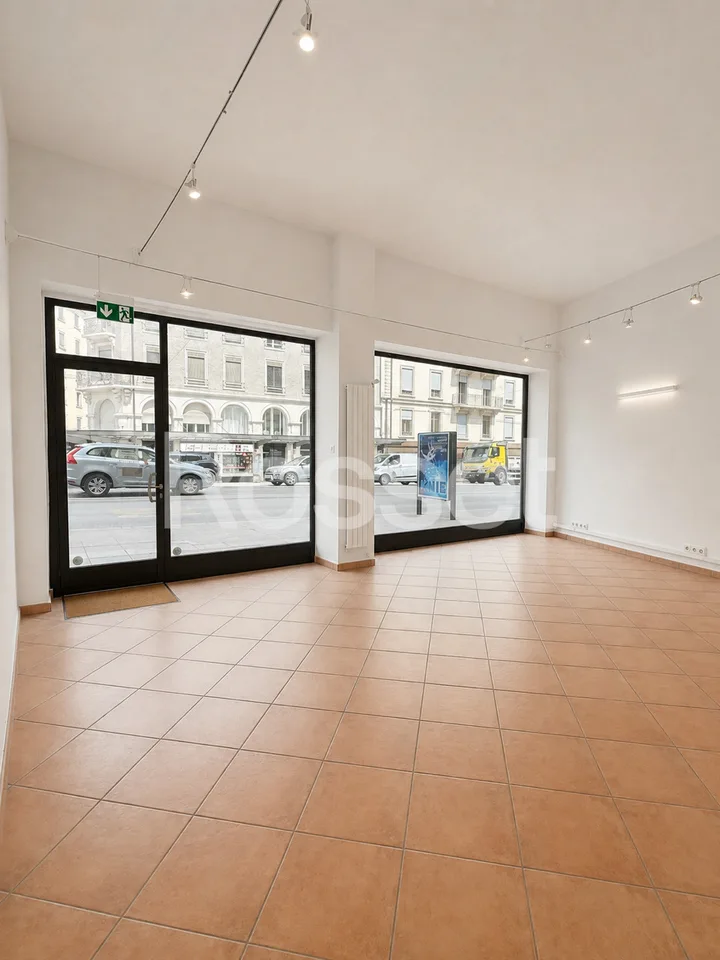 Arcade d'env. 155 m² au rez-de-chaussée – photo 1 sur 4