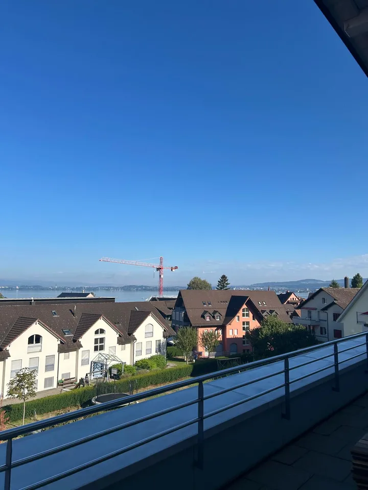 Wohnen auf höchstem Niveau exklusive 6-Zimmer-Attikawohnung in Ob...