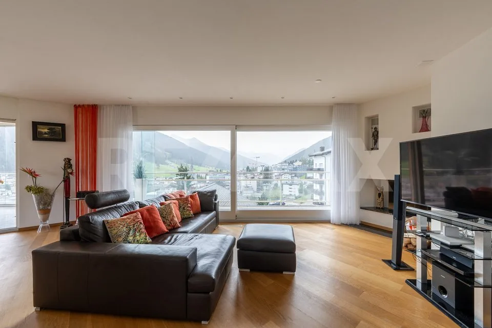 Exklusiver Wohnkomfort an erhöhter Lage – Foto 2 von 5