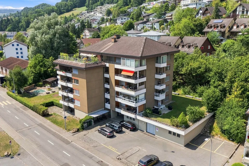 Grosszügiges Wohnen mit Aussicht – Foto 10 von 12