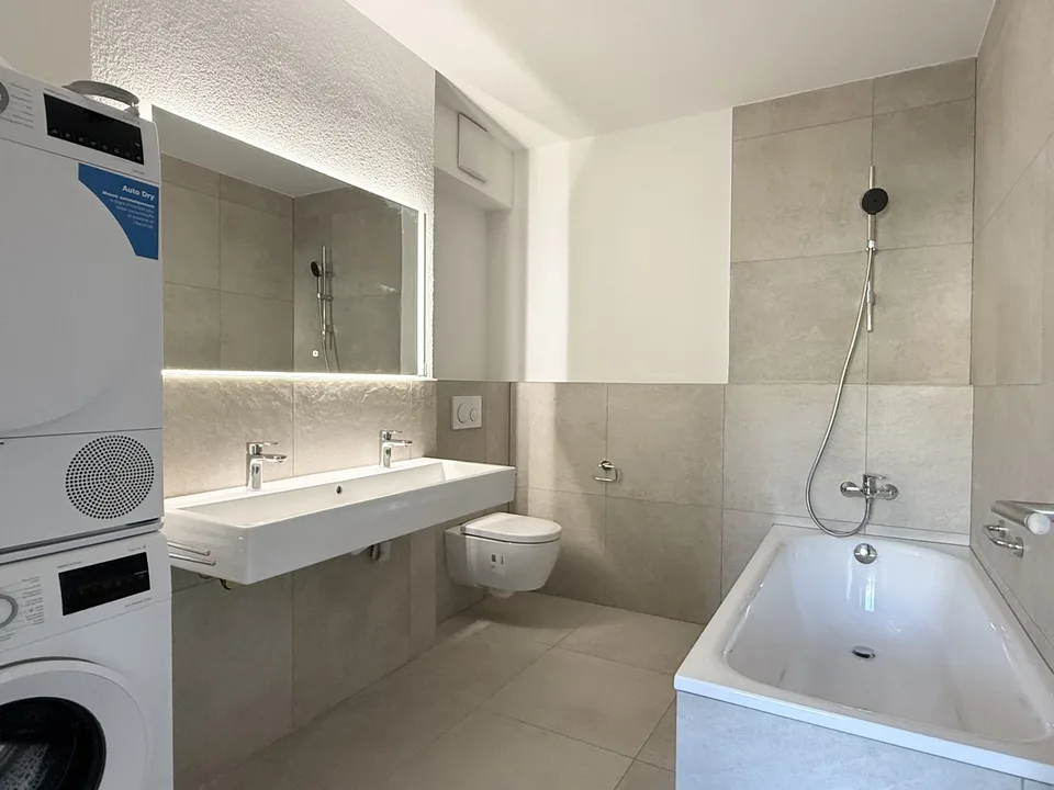 Frisch renoviert - neuwertige 4.5-Zimmer Erdgeschosswohnung in Horgen!