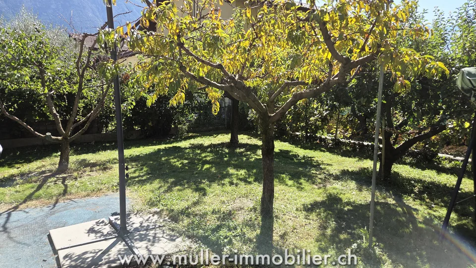 Grande proprietà con 2 appartamenti a Fully – foto 6 di 13