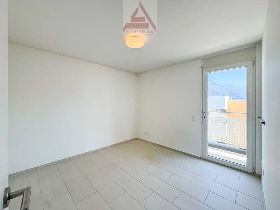 Attico con terrazza panoramica / Attika-Wohnung mit Panoramaterrasse – Foto 9 von 13