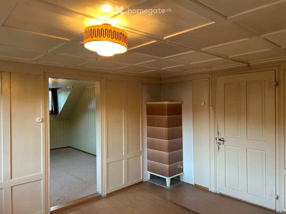 schöne Dachwohnung – Foto 3 von 5