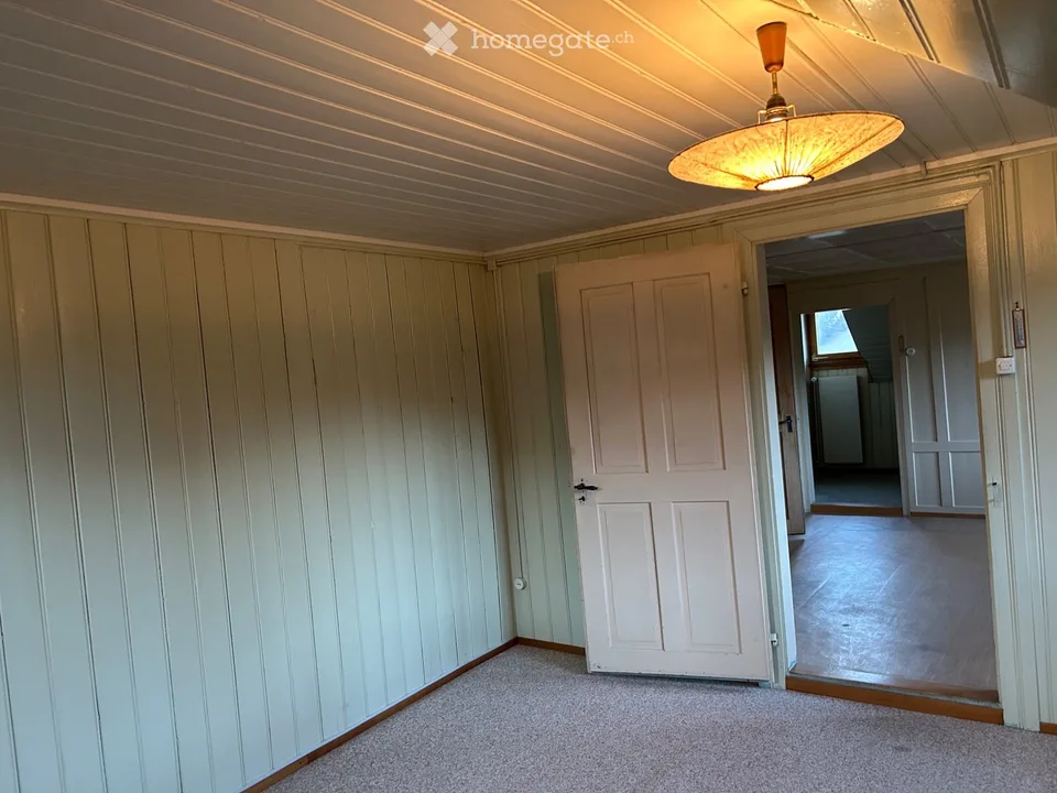 schöne Dachwohnung – Foto 2 von 5