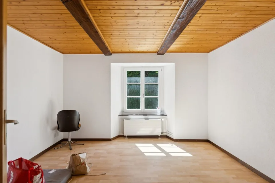 Gebäude mit großem Potenzial für Transformation in Le Locle – Foto 6 von 9