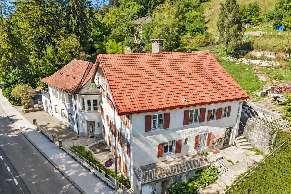Gebäude mit großem Potenzial für Transformation in Le Locle – Foto 3 von 9