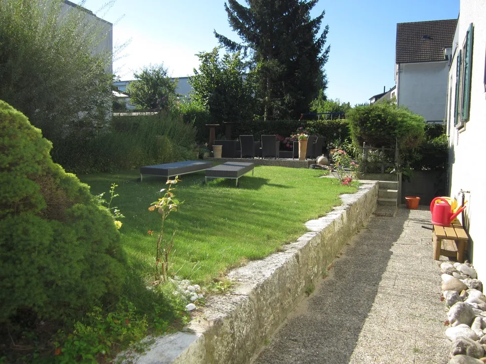 Charming 4.5-room ground-floor apartment in Solothurn