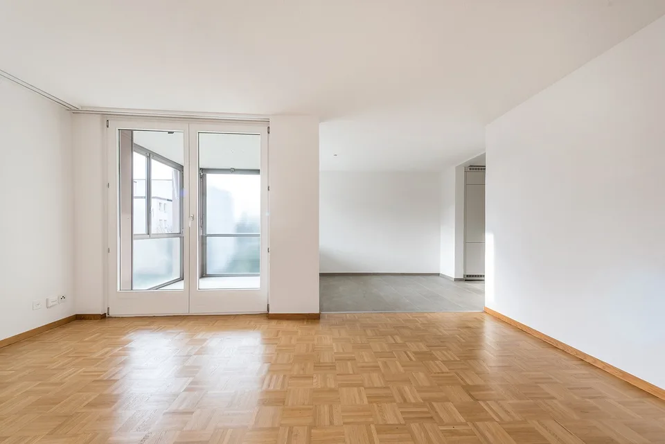 Stilvolle und charmante 4.5-Zimmerwohnung - Ideal für Pendler und Naturliebhaber!