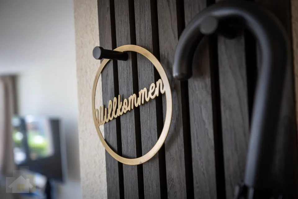 Moderne, möblierte 2.5-Zimmer-Business-Suite in Romanshorn