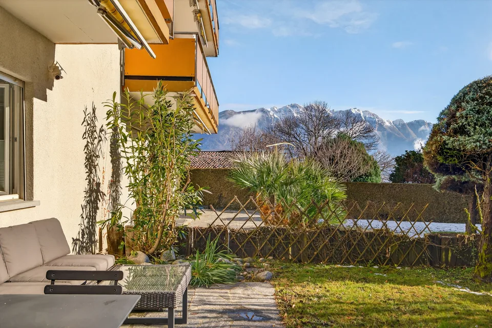 Moderno appartamento con giardino – photo 4 of 13