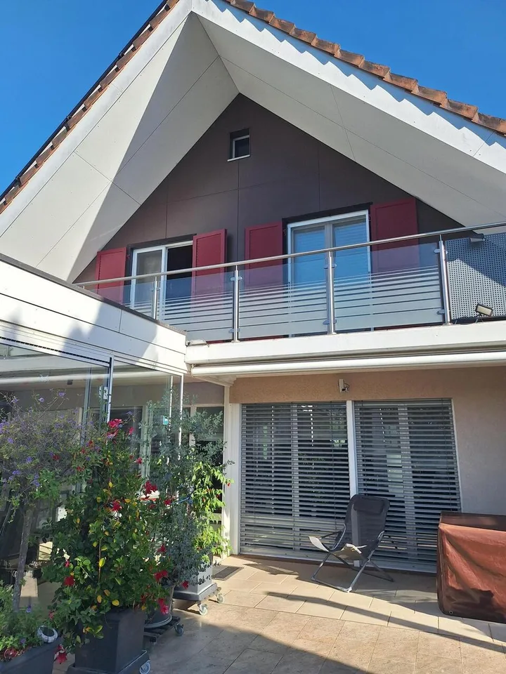Charmantes Einfamilienhaus mit Garten an sonniger Wohn-/Aussichtslage