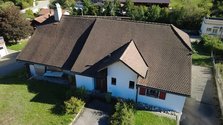 Großes Haus mit 2 Wohnungen, mit zusätzlichem Potenzial zur Wertsteigerung – Foto 2 von 19