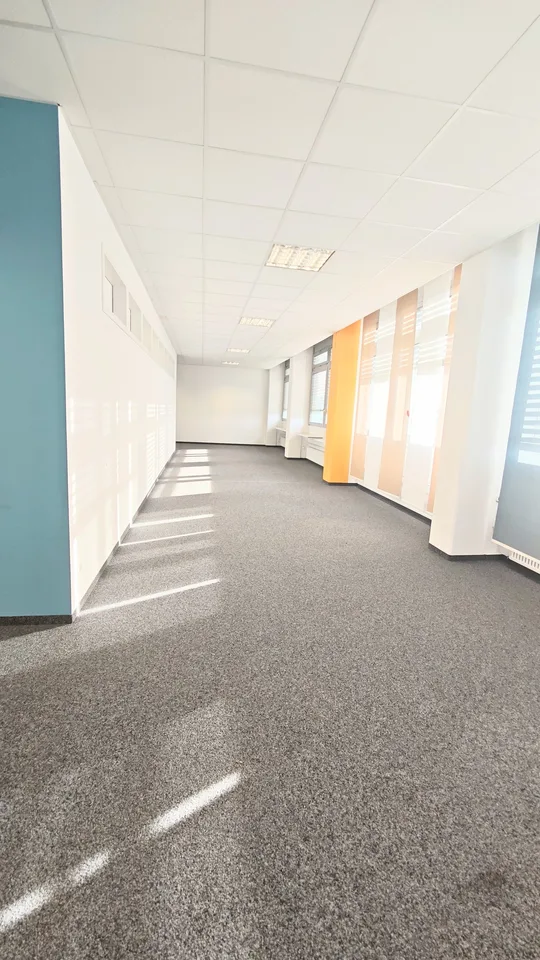 Helles 74 m² Büro an Top-Lage – Flexibel & Bezugsbereit per Juni 2026 – Foto 4 von 9