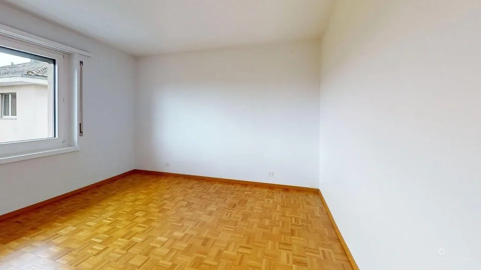 Helle 3-Zimmer-Wohnung im 2. OG ruhig wohnen in Uetikon am See | BEFRISTET