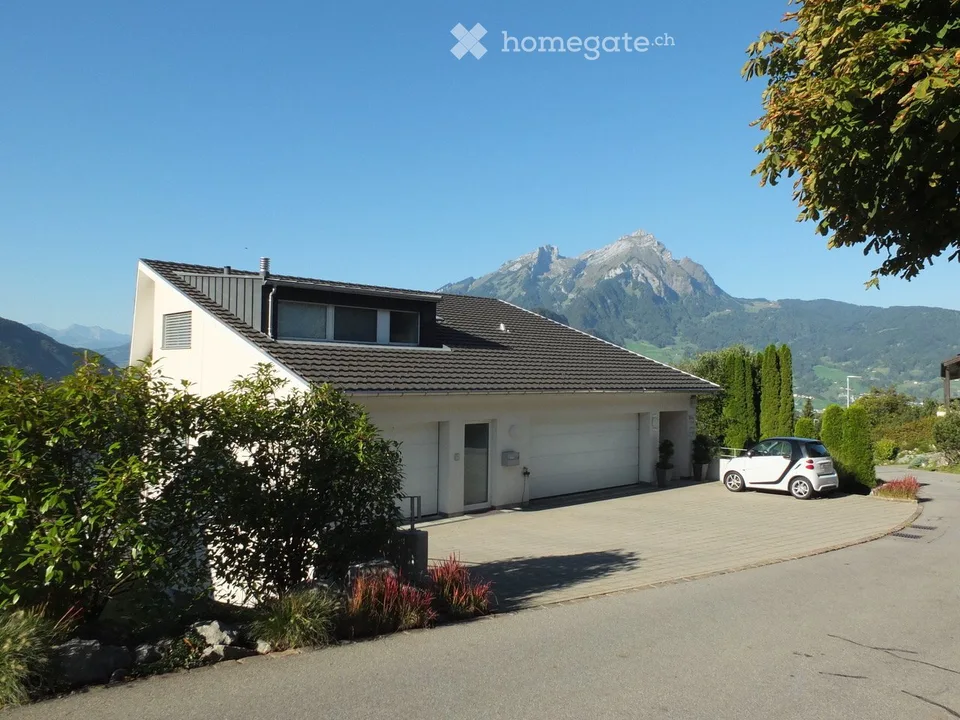 Résidence secondaire ou siège d'entreprise discret dans un emplacement exclusif sur Bürgenstock avec vue sur le lac et les montagnes