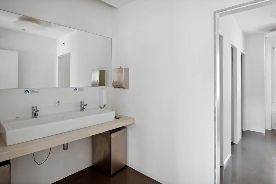 Espace de bureau représentatif (773,9 m²) dans un emplacement de premier plan à Baden – photo 7 sur 12
